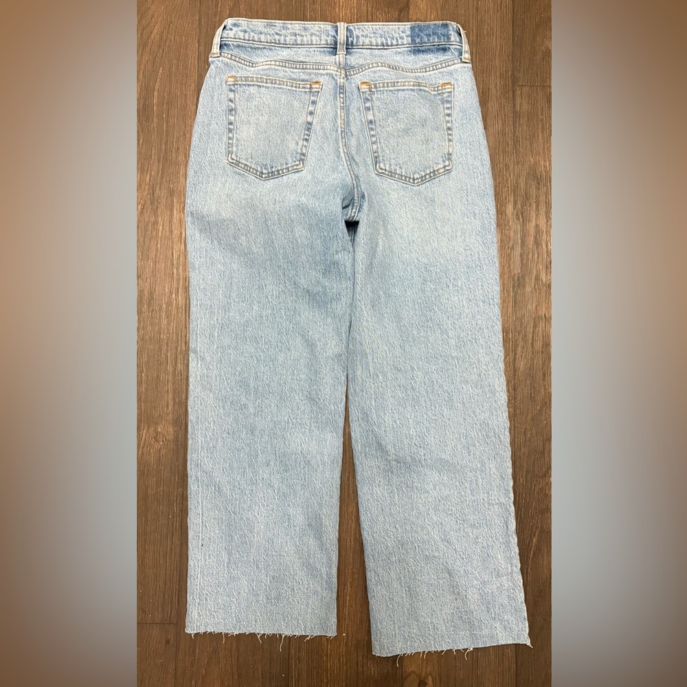 Abercrombie The Baggy Low Rise Jeans Raw Hem Light Wash Size 28 - Picture 4 of 5